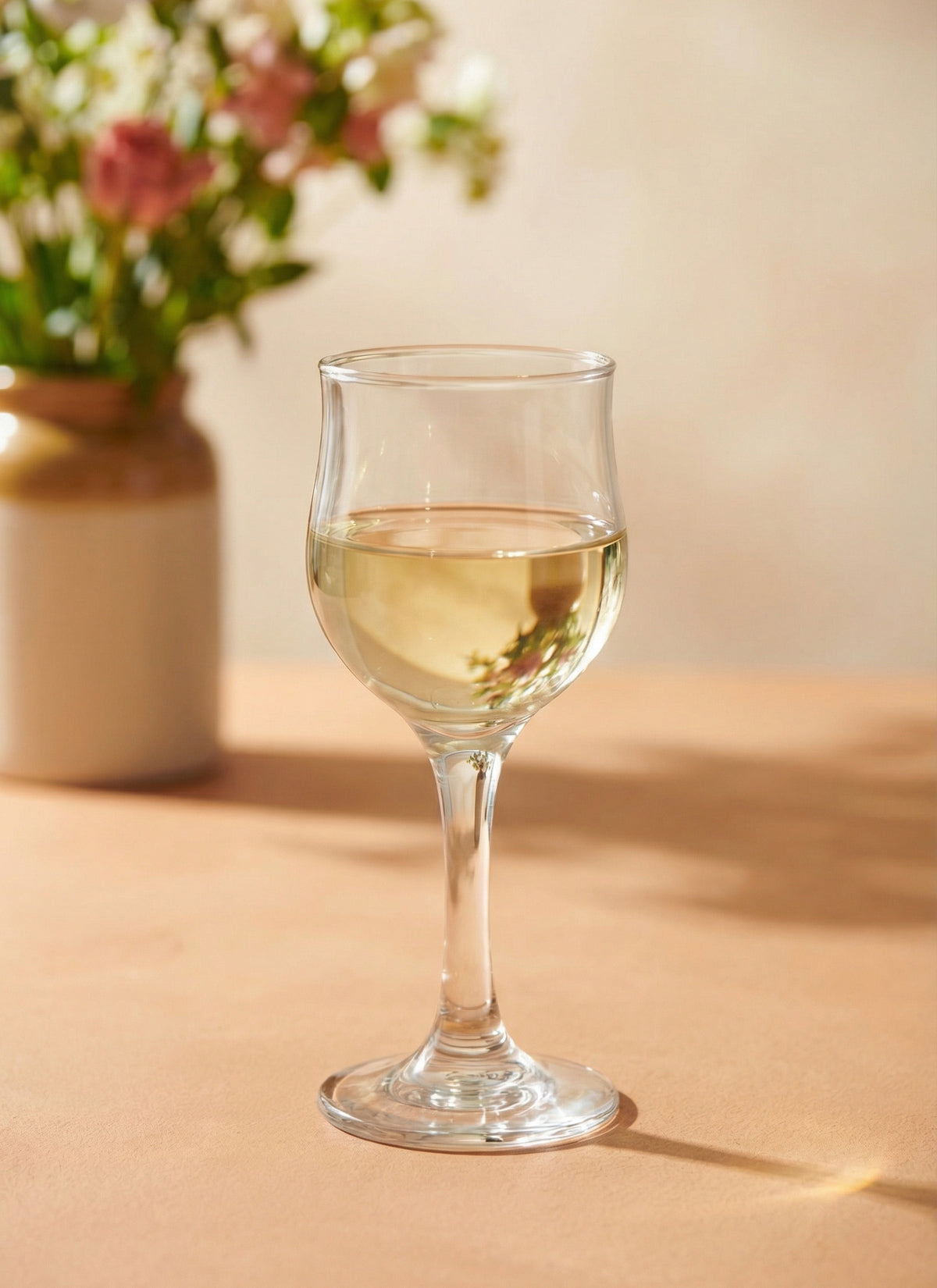 Nevakar Cam Beyaz Şarap Kadehi